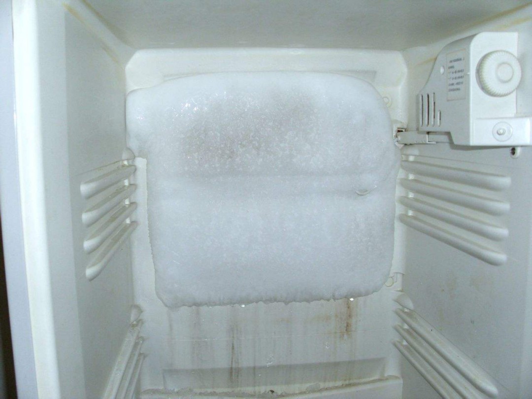 冰箱冷藏室后壁结冰是怎么回事-怎么去冰