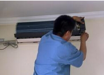 约克空调排水管道过长且不平整导致空调室内机