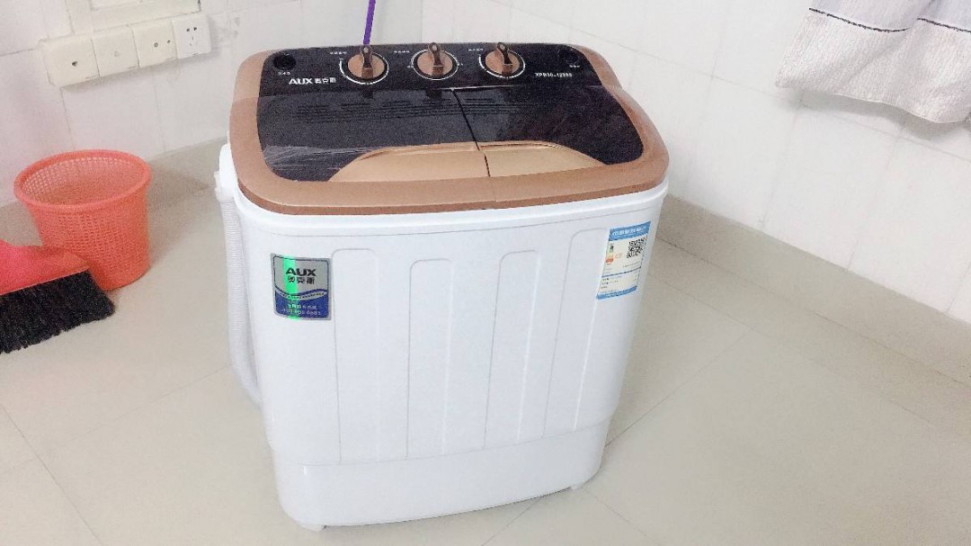 老式双桶洗衣机洗桶不转了怎么办-怎么修理老式洗衣机不转动
