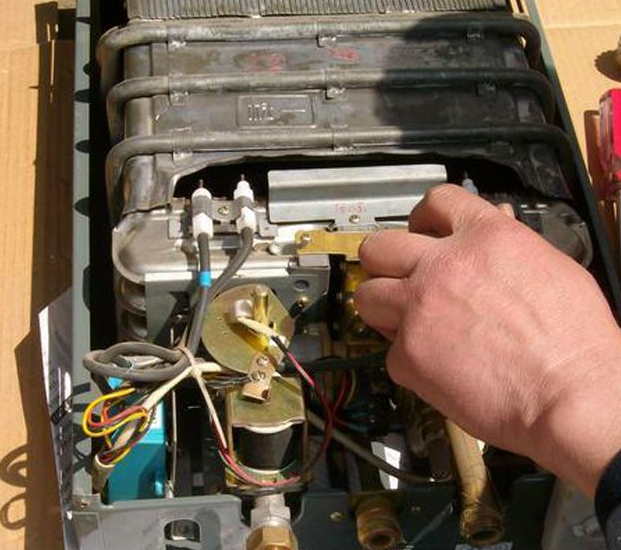 前锋热水器安装后应做哪些检查？如何维修？